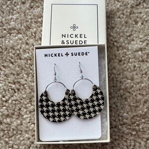 Nickel & Suede Black and White Earrings
